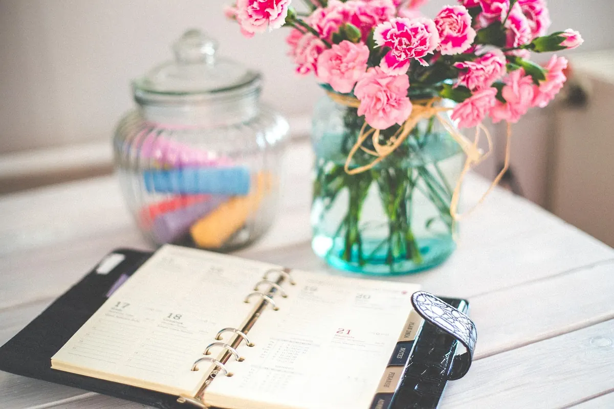 Beginner's Guide to Writing a Short Story: From Idea to Final Draft